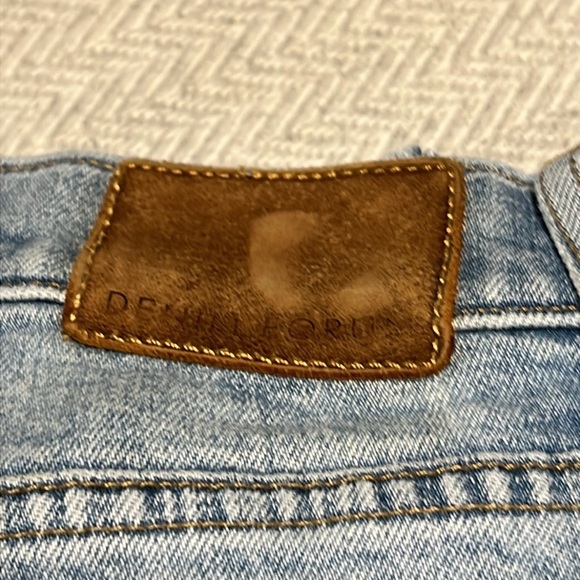 Denim Forum The Yoko high-rise slim.  Size 25 - Picture 2 of 12